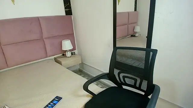 muller asher online show from November 15, 3:26 am