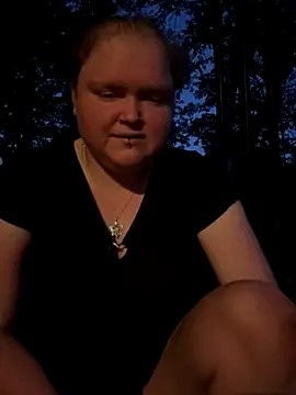 Snapshot of KadiSparkle chatting on September 28, 12:16 am KadiSparkle online show from September 28, 12:16 am