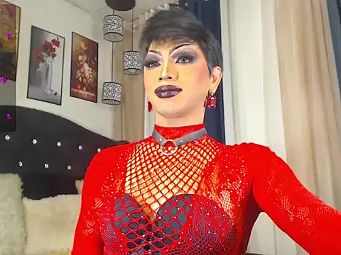 SmokingDomDiva online show from March 31, 8:09 pm