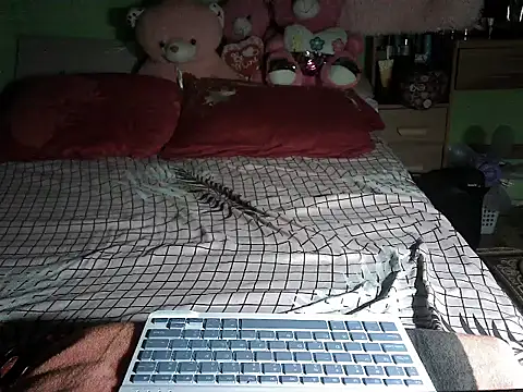 BigClit Ayana online show from September 27, 7:30 pm