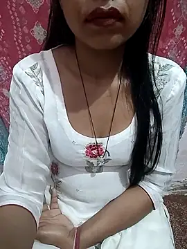 Paakhi-Singh online show from December 19, 4:14 pm