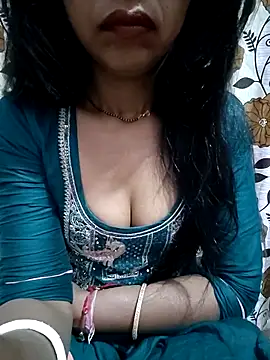 Paakhi-Singh online show from March 13, 11:33 pm