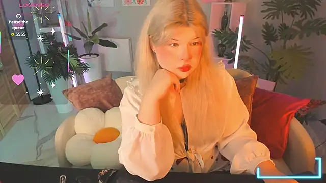 LilithNelson online show from September 28, 6:13 pm