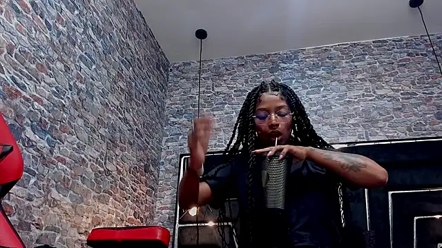 WILD FIREE  online show from March 20, 8:03 pm