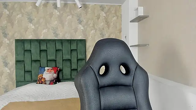 Saya Amaretto1 online show from December 4, 8:06 pm