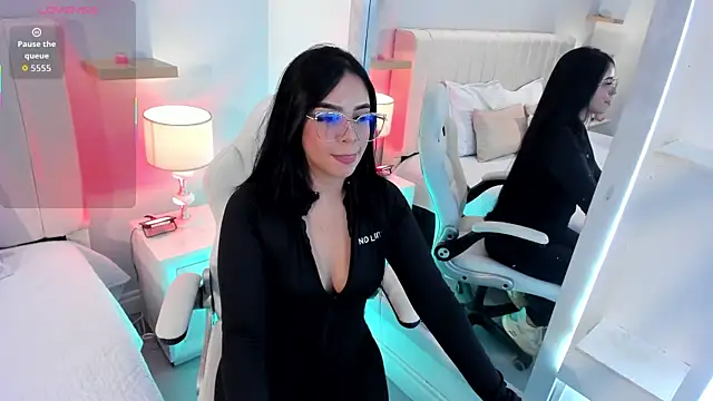 manyaa  online show from March 6, 7:43 pm