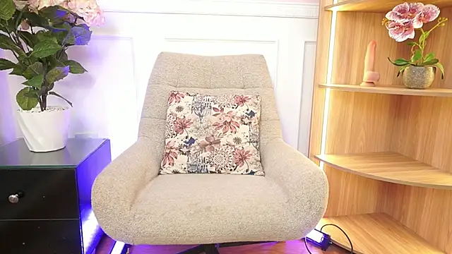 Snapshot of NamiKimura chatting on July 8, 7:07 pm NamiKimura online show from July 8, 7:07 pm