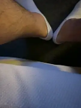 Snapshot of Simon-xx chatting on February 15, 3:36 am Simon-xx online show from February 15, 3:36 am