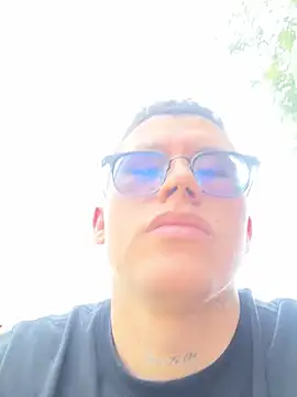 Kurtxxx22 online show from May 24, 8:14 pm