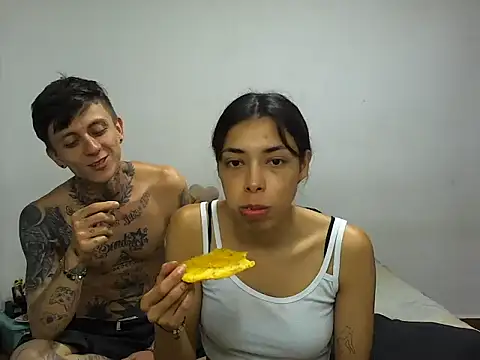 MeganAndMaxxh online show from November 15, 2:42 am