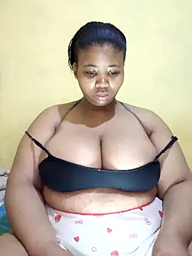 Prettyboobiesx online show from October 22, 10:53 pm