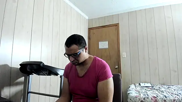 NaturalBeautyQueen online show from July 25, 11:46 pm