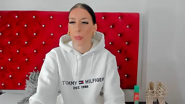 PleasureJasmine online show from September 15, 7:08 am