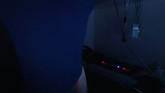 Snapshot of Stashx88 chatting on January 15, 2:27 am Stashx88 online show from January 15, 2:27 am