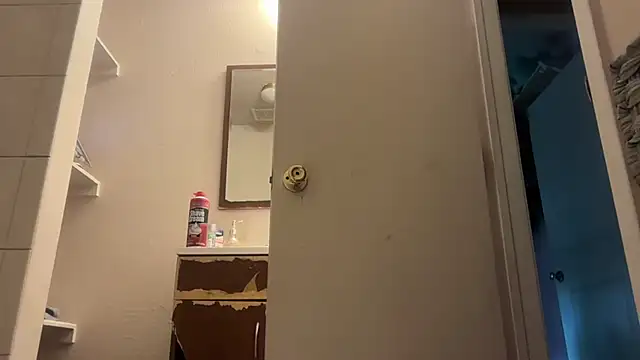 bearcub300 online show from February 25, 11:14 pm