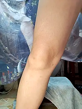 linhlinh xx87 online show from November 4, 6:01 am