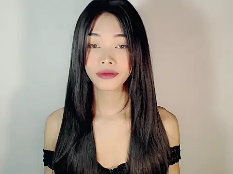 holyakiesha online show from January 12, 2:11 pm