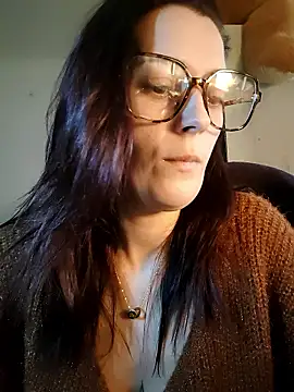Snapshot of Mila_Luciphya chatting on January 18, 10:08 am Mila Luciphya online show from January 18, 10:08 am