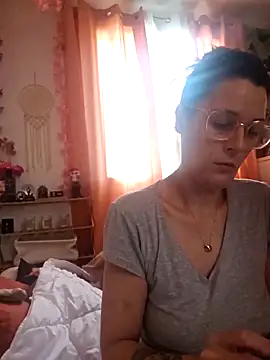 Snapshot of Mila_Luciphya chatting on February 4, 9:26 am Mila Luciphya online show from February 4, 9:26 am