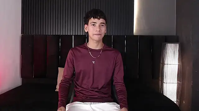 Dominic ghost online show from February 10, 1:10 am