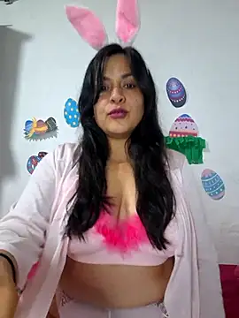 Snapshot of astridcollinsvip chatting on April 2, 7:06 am astridcollinsvip online show from April 2, 7:06 am