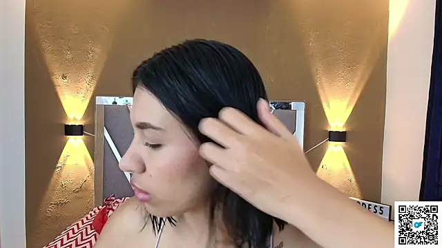 Snapshot of goddess_saori_ chatting on September 21, 9:49 pm goddess saori online show from September 21, 9:49 pm