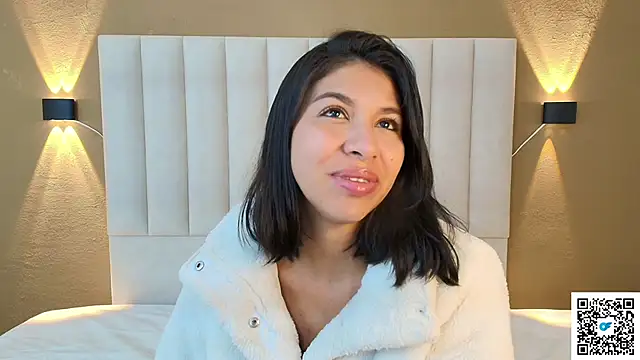 goddess saori  online show from November 18, 1:00 am