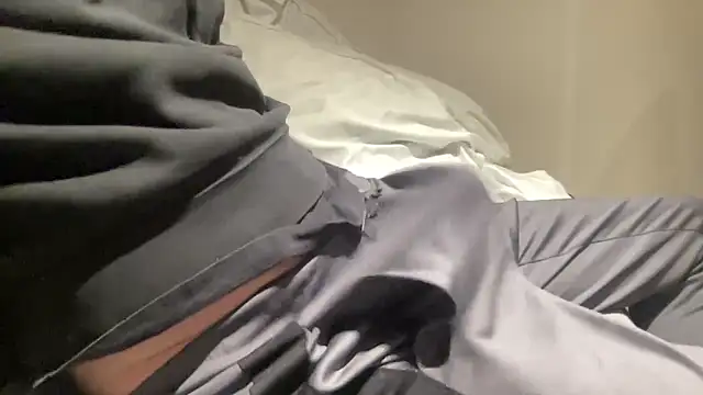 Snapshot of peterpapiNL chatting on February 3, 9:53 pm peterpapiNL online show from February 3, 9:53 pm