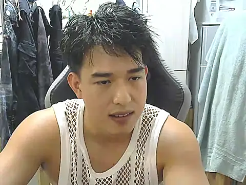 hunterXhan online show from November 4, 1:32 pm