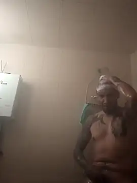 destroassbig2 online show from March 7, 5:43 pm