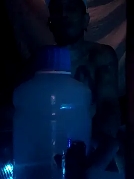 destroassbig2 online show from March 24, 12:54 pm