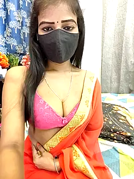Misss-julli online show from April 13, 5:46 am