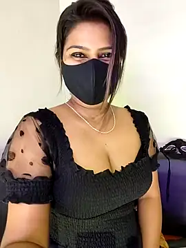 Snapshot of hoty_sonali chatting on April 14, 4:40 am hoty sonali online show from April 14, 4:40 am