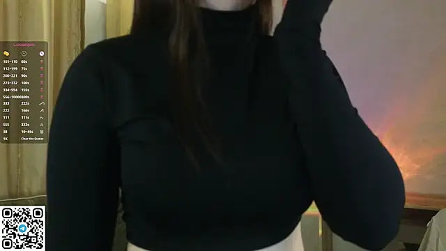 Snapshot of VanessaGrome chatting on September 13, 7:24 pm VanessaGrome online show from September 13, 7:24 pm