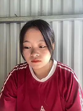 Julia-Elsa online show from October 19, 7:20 am