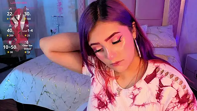 AlanaOdison online show from November 1, 8:33 pm