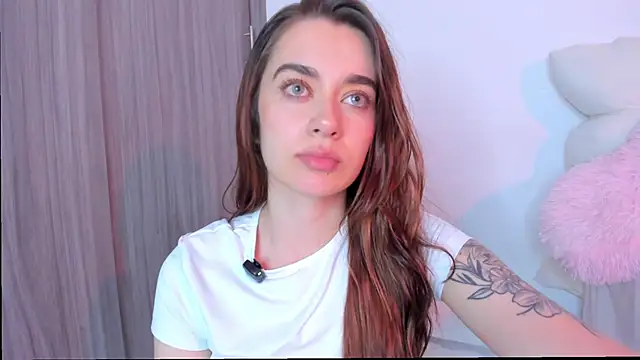 MissLana77 online show from March 4, 1:11 am