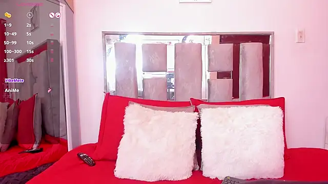 Snapshot of Emilly_roaa chatting on February 24, 9:57 pm Emilly roaa online show from February 24, 9:57 pm