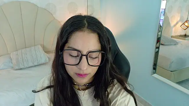 AIXATRISTA1 online show from March 3, 7:42 pm