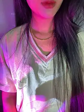 Snapshot of Sexlove_bb chatting on February 8, 9:29 pm Sexlove bb online show from February 8, 9:29 pm