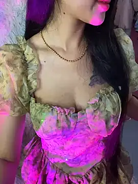 Snapshot of Sexlove_bb chatting on February 26, 12:31 am Sexlove bb online show from February 26, 12:31 am