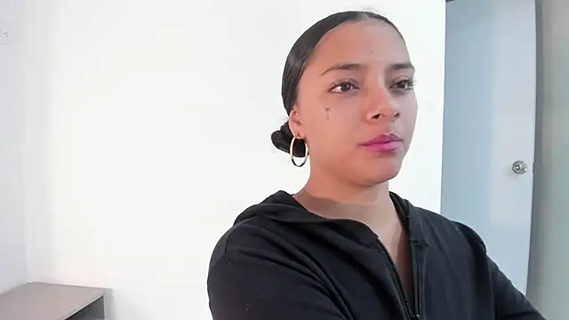 Angellit Afrodita  online show from December 18, 11:05 am