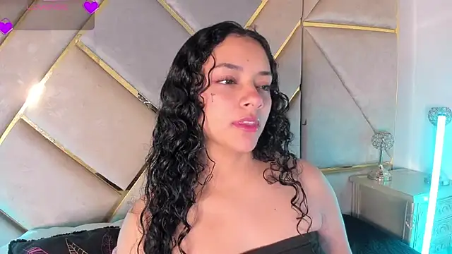 Angellit Afrodita  online show from April 23, 9:30 am