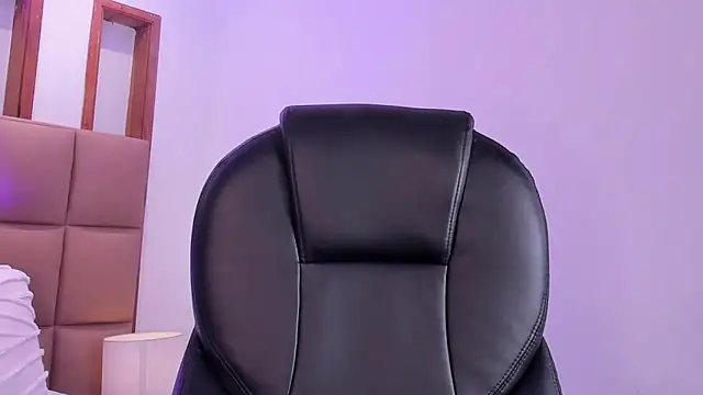 Snapshot of NoaDream chatting on October 1, 2:45 pm NoaDream online show from October 1, 2:45 pm