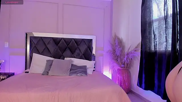 sweet tamara  online show from October 25, 7:41 pm