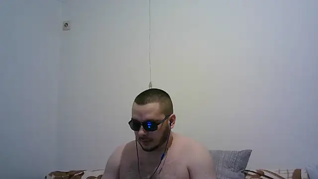 Snapshot of Black_Scorpion91 chatting on June 7, 12:37 am Black Scorpion91 online show from June 7, 12:37 am