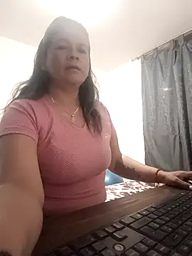 SolVegaNaciente online show from January 8, 2:36 am