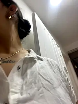 Mia garcia28 online show from October 9, 12:58 pm