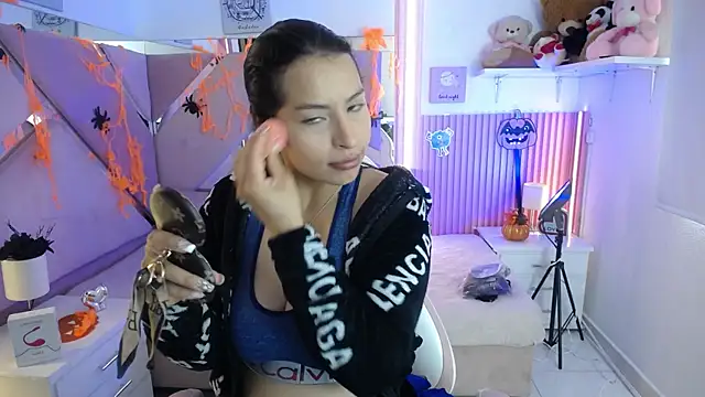 Mia garcia28 online show from October 24, 7:54 pm