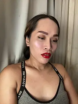 RomanticPearlTS online show from May 17, 1:07 pm